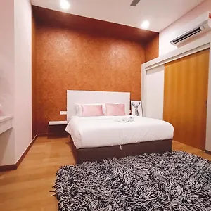 Plaza Arkadia Desa Parkcity By Klhomesweet 公寓式酒店